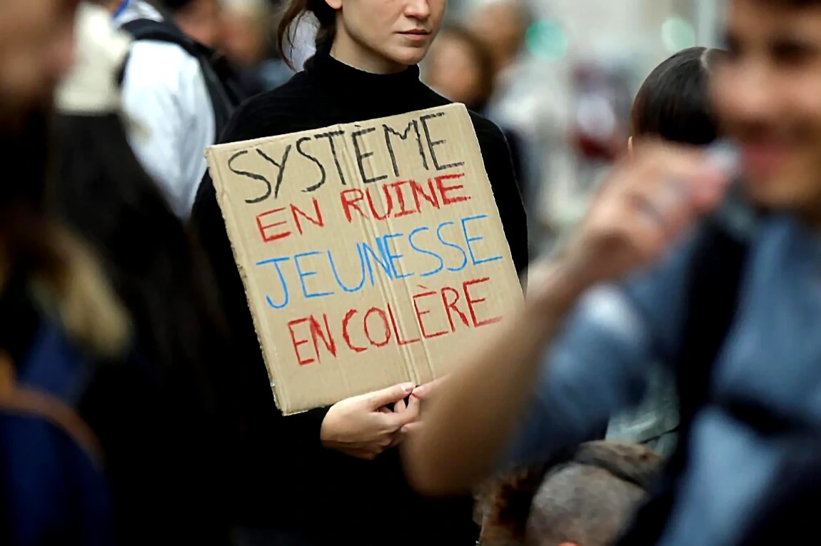 Manifestations des lycéens en France en octobre 2026 - Violence et Haine dans le Monde : la Machine à Colère